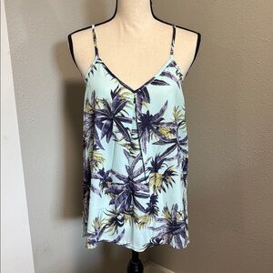 Lumiere blouse. Racerback, lightweight Size M